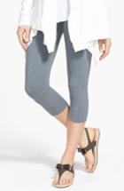 Women's Nordstrom Go-to Capris - Grey