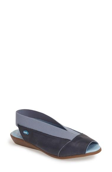 Women's Cloud 'caliber' Peep Toe Leather Flat Us / 40eu - Blue