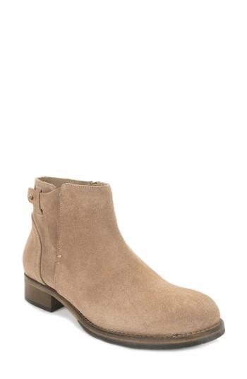 Women's Italeau Cavola Waterpoof Leather Bootie Us / 40eu - Brown