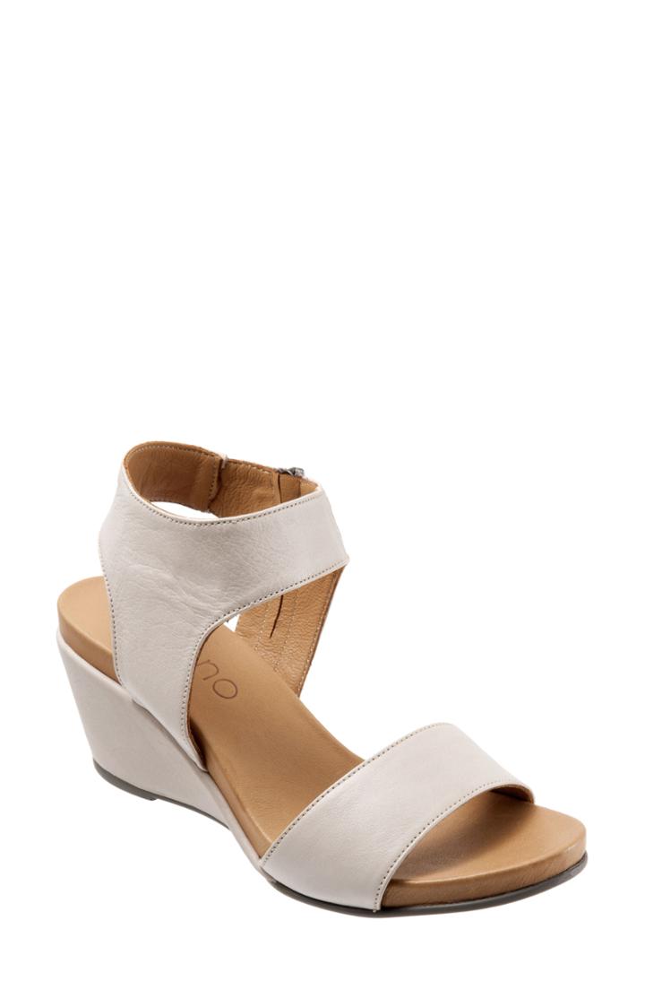 Women's Bueno Ida Wedge Sandal .5-11us / 42eu - Grey