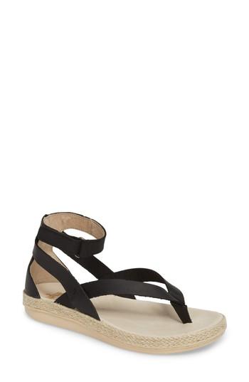 Women's Royal Canadian Peace River Sandal M - Black