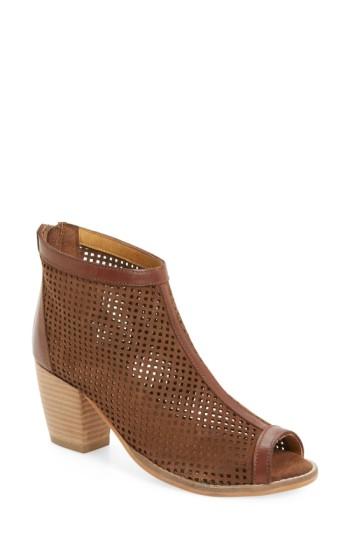 Women's Charles By Charles David Unify Bootie .5 M - Brown