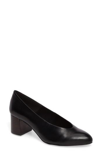 Women's Bella Vita Jensen Block Heel Pump .5 M - Black