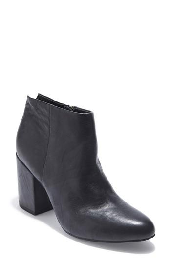 Women's Adam Tucker By Me Too Zia Bootie .5 M - Black