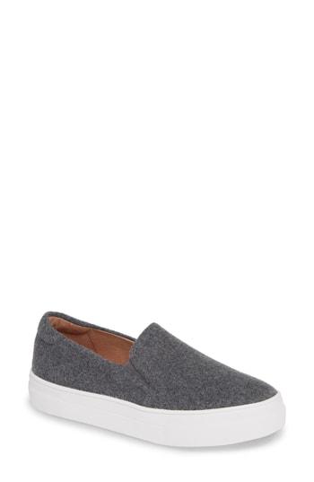 Women's Caslon Alden Slip-on Sneaker .5 M - Grey