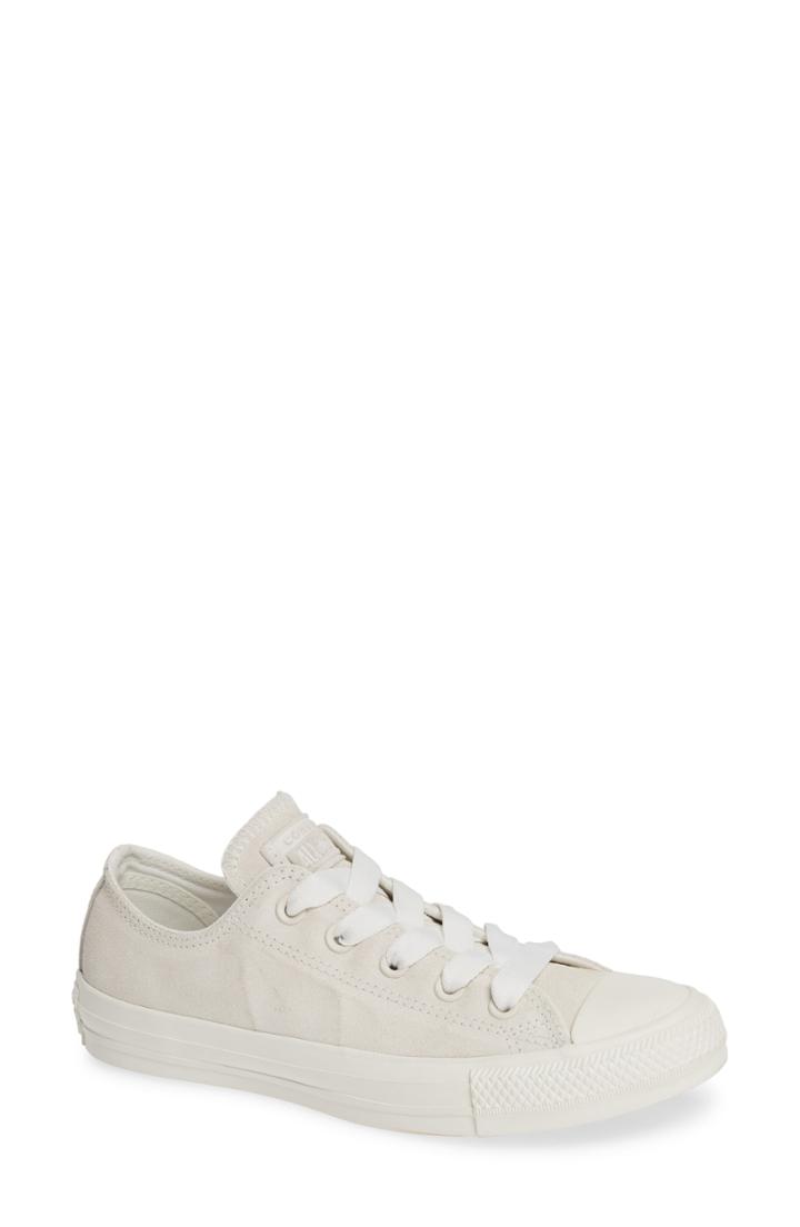 Women's Converse Chuck Taylor All Star Ox Sneaker .5 M - White