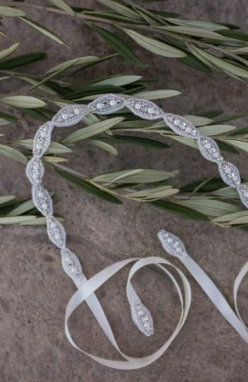 Women's Untamed Petals By Amanda Judge Poppy Bead & Crystal Belt, Size - Ivory Ribbon