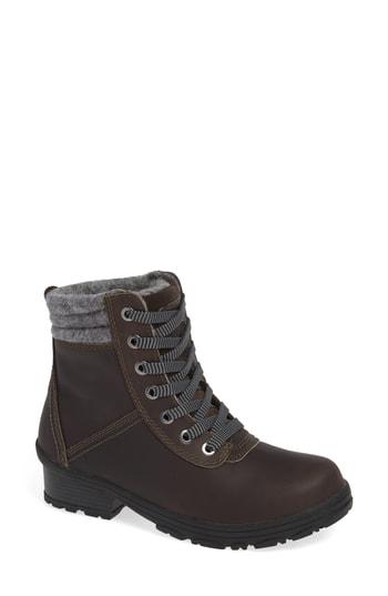 Women's Kodiak Shari Waterproof Hiking Boot M - Brown