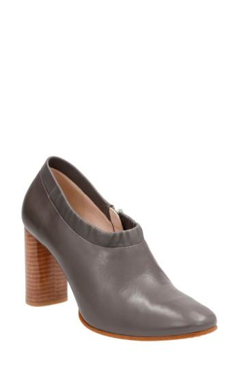 Women's Clarks Grace Lola Pump M - Grey