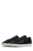 Women's Nike Blazer Low Lx Sneaker .5 M - Black