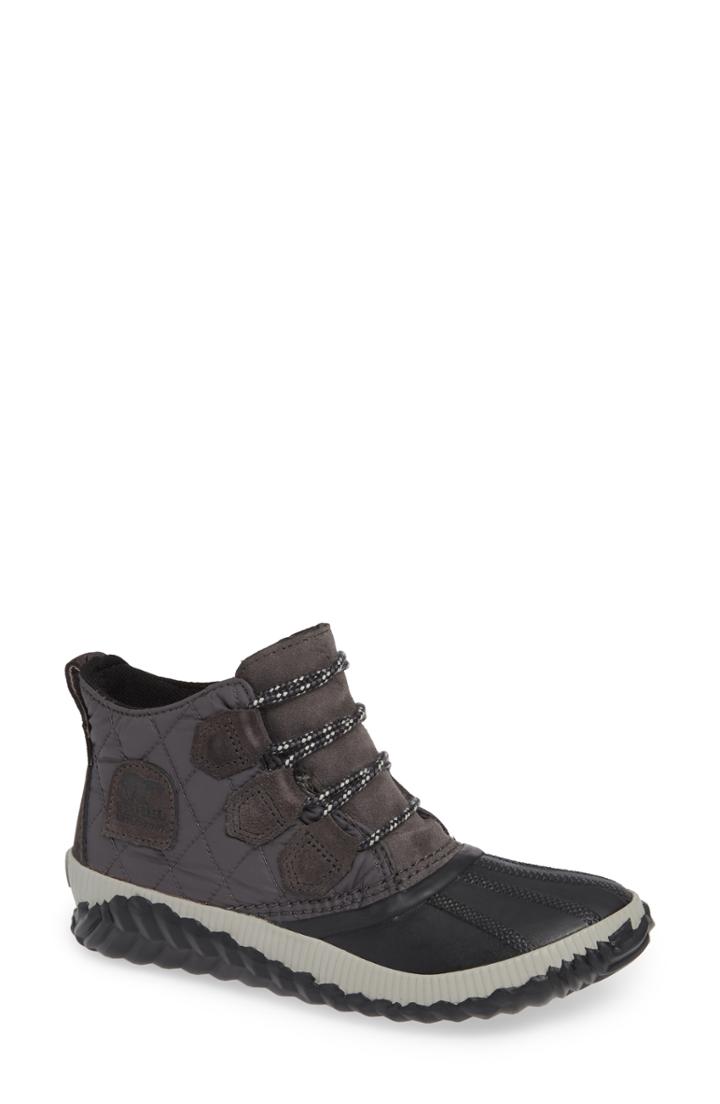 Women's Sorel Out N About Plus Camp Waterproof Bootie M - Black