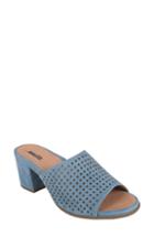 Women's Earth Ibiza Perforated Sandal .5 M - Coral