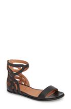 Women's Gentle Souls Larissa Sandal .5 M - Black