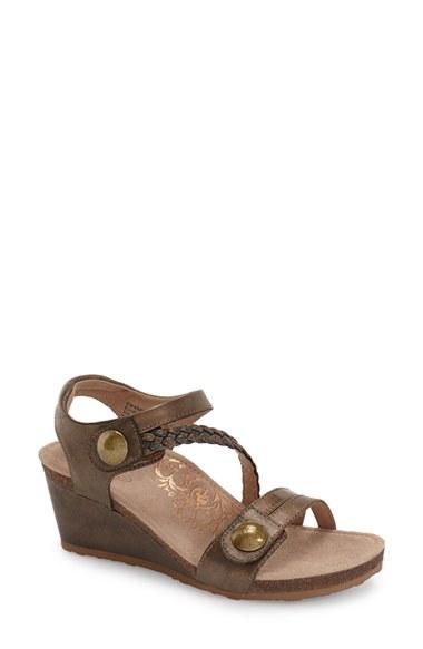 Women's Aetrex 'naya' Wedge Sandal Eu - Metallic