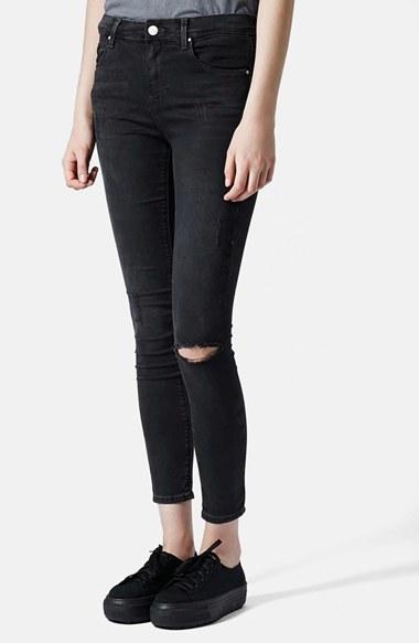 Women's Topshop Moto 'leigh' Ripped Skinny Jeans, Size 32 (30-31 Us) - Black (black) Black Size