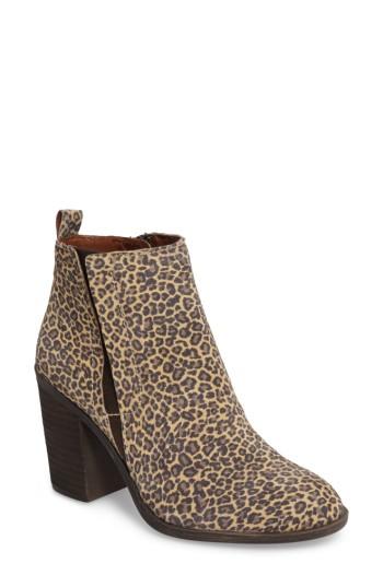 Women's Lucky Brand Sassa Bootie M - Beige