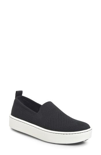 Women's B?rn Sun Slip-on Sneaker M - Black