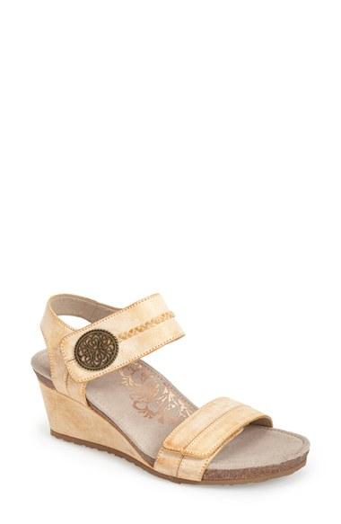 Women's Aetrex 'arielle' Leather Wedge Sandal Eu - Brown