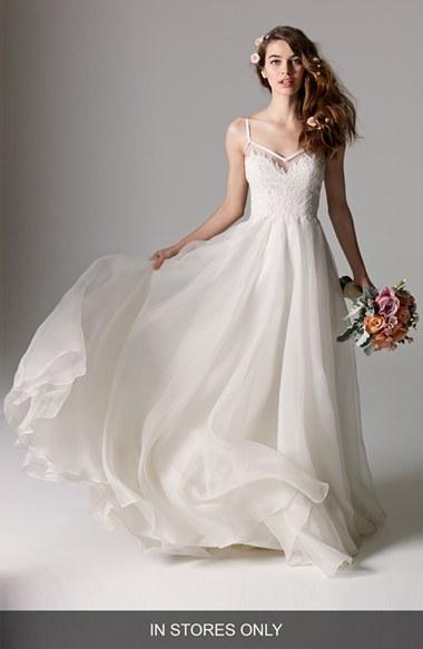 Women's Watters 'kai' V-neck Lace & Organza A-line Gown