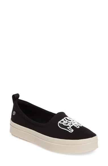 Women's Sakroots Saz Critter Slip-on Sneaker