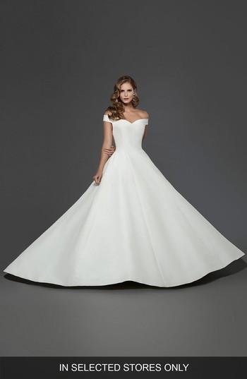 Women's Matthew Christopher Antoinette Off The Shoulder A-line Gown, Size In Store Only - Ivory