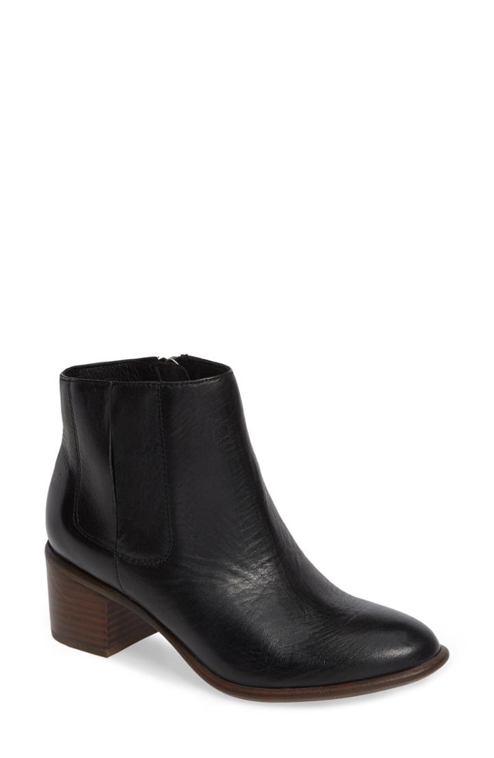 Women's Sofft Pueblo Bootie .5 M - Black