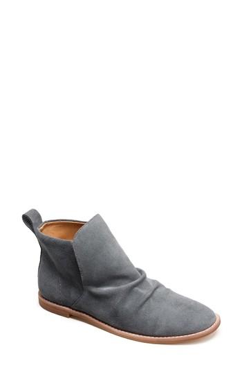 Women's Bill Blass Macey Bootie M - Blue