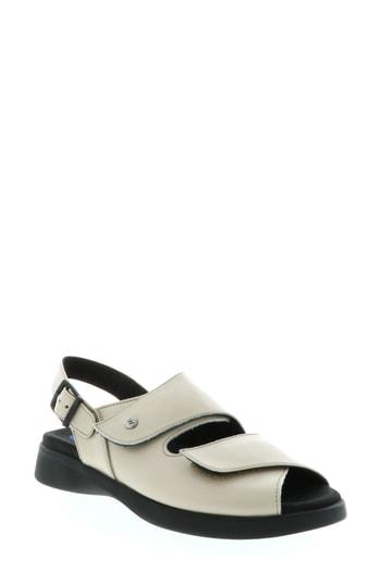 Women's Wolky Nimes Sandal .5-9us / 40eu - Beige