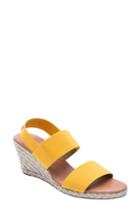 Women's Andre Assous Allison Wedge Sandal M - Metallic