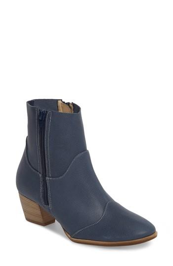 Women's Amalfi By Rangoni Robin Bootie M - Blue