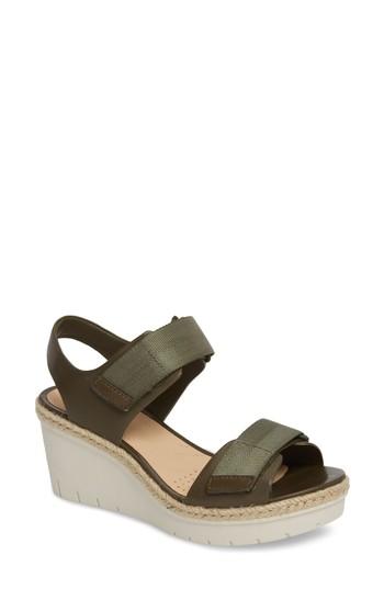 Women's Clarks Palm Shine Wedge Sandal M - Green
