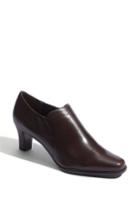 Women's Trotters Pump W - Brown