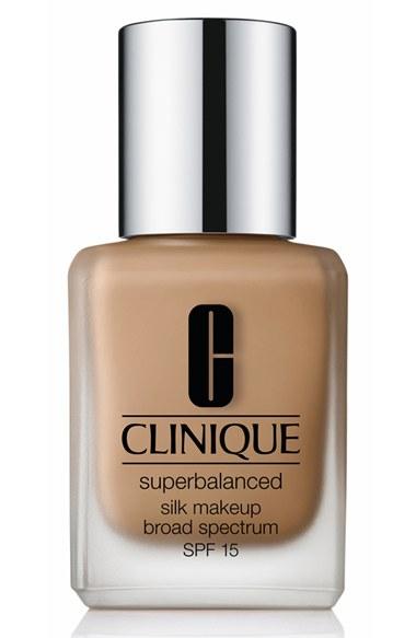 Clinique Superbalanced Silk Makeup Broad Spectrum Spf 15 - Silk Canvas