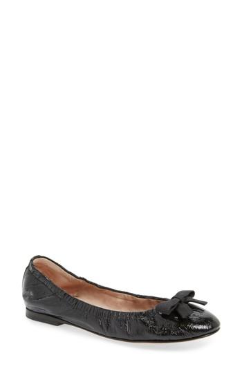 Women's Stuart Weitzman Raven Skimmer Flat M - Black