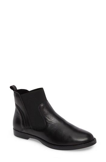 Women's Bella Vita Rayna Chelsea Boot W - Black