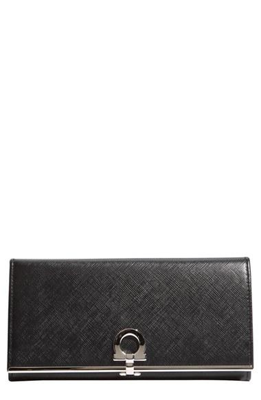 Women's Salvatore Ferragamo 'gancini Icona' Saffiano Calfskin Wallet - Black