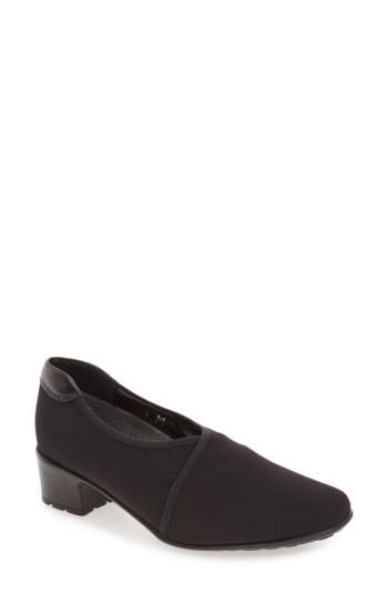 Women's Sesto Meucci 'yetta' Square Toe Pump M - Black