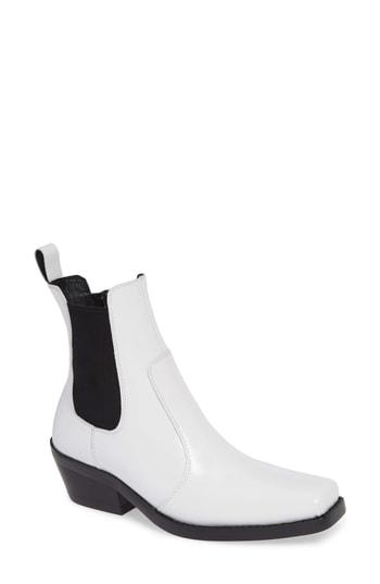 Women's Jeffrey Campbell Poker Chelsea Boot M - White