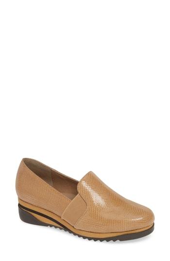 Women's Bettye Muller Concepts Wedge M - Brown