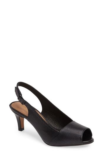 Women's Clarks Heavenly Leah Pump M - Black