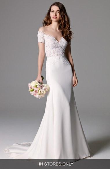 Women's Watters 'seaton' Illusion Off-the-shoulder Lace & Georgette Trumpet Gown