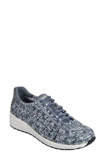 Women's Earth Vital Sneaker .5 M - Blue