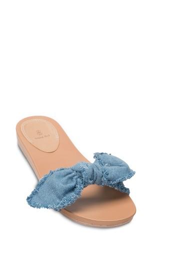 Women's Bill Blass Carmen Slide Sandal .5 M - Blue