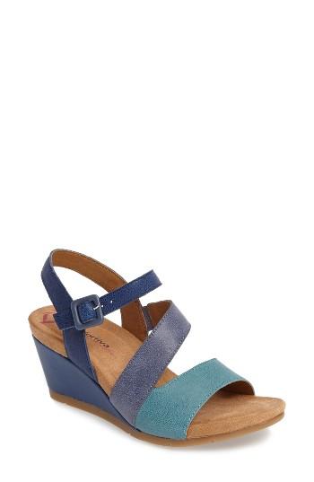 Women's Comfortiva Violet Wedge Sandal M - Blue