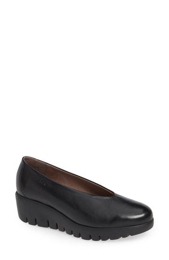 Women's Wonders Extralite Wedge Pump Us / 35eu - Black