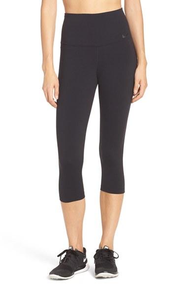 Women's Nike 'legendary' High Rise Capris