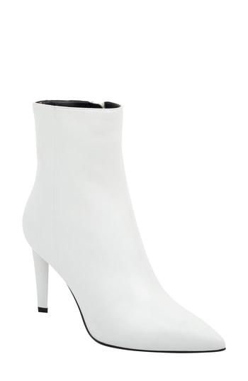 Women's Kendall + Kylie Pointy Toe Bootie M - White
