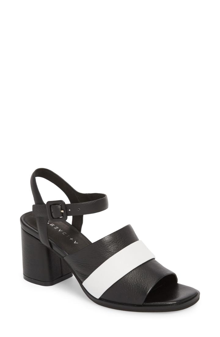 Women's Grey City Ren Sandal .5 M - Black