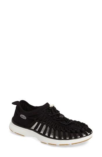 Women's Keen 'uneek O2' Water Sneaker .5 M - Black