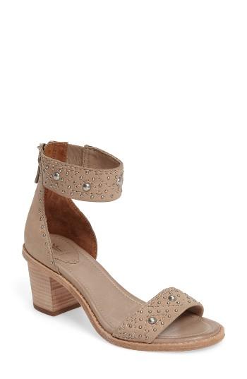 Women's Frye Brielle Studded Sandal M - Brown